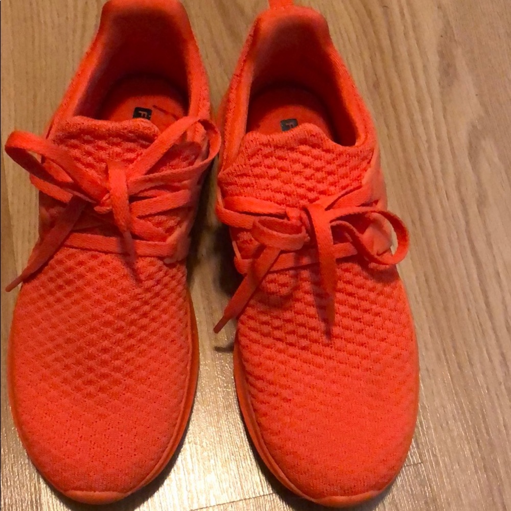 Fabletics Sneakers (6)
